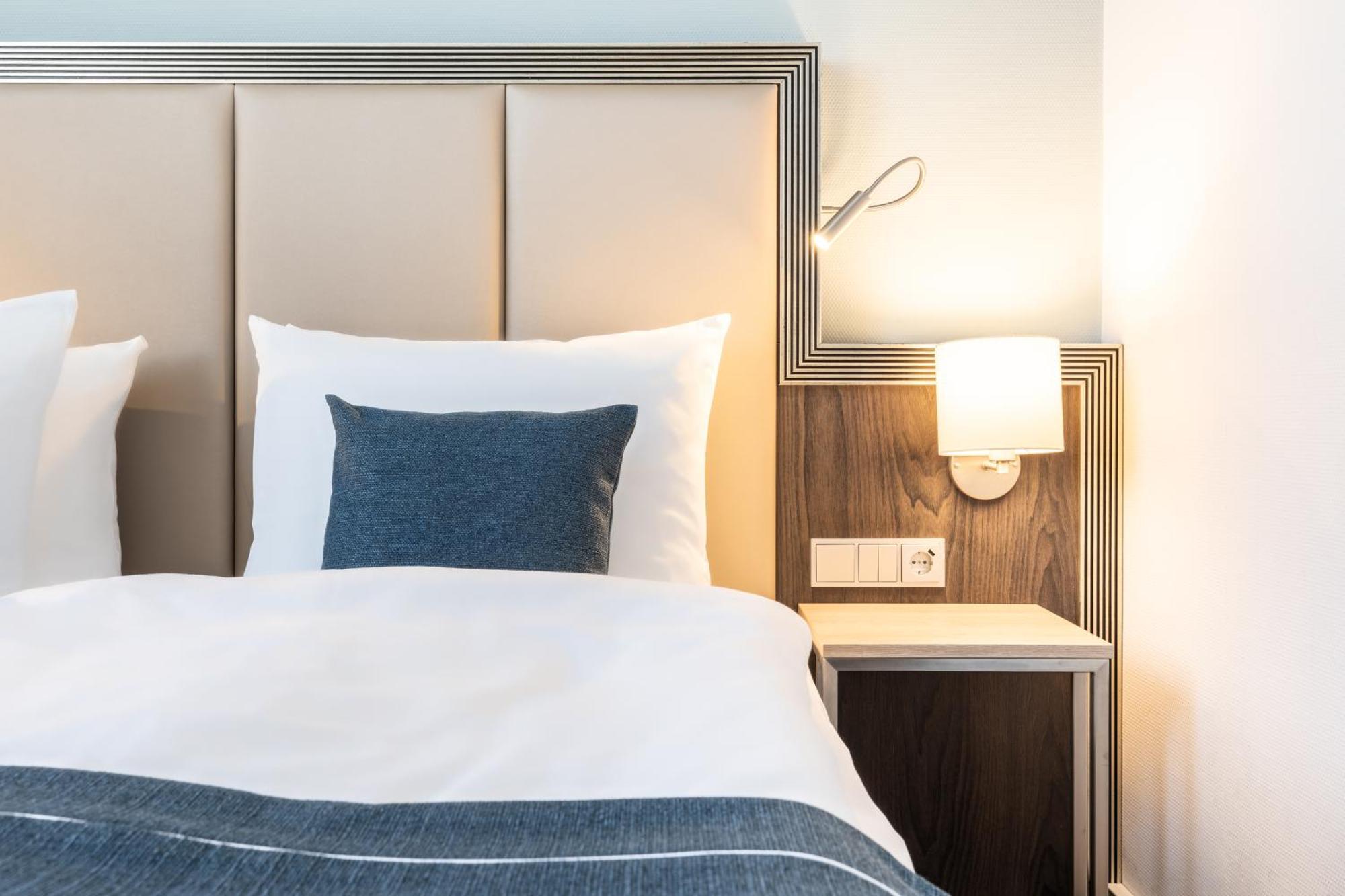 Hotel Garner - Handelshof By Ihg 4*
